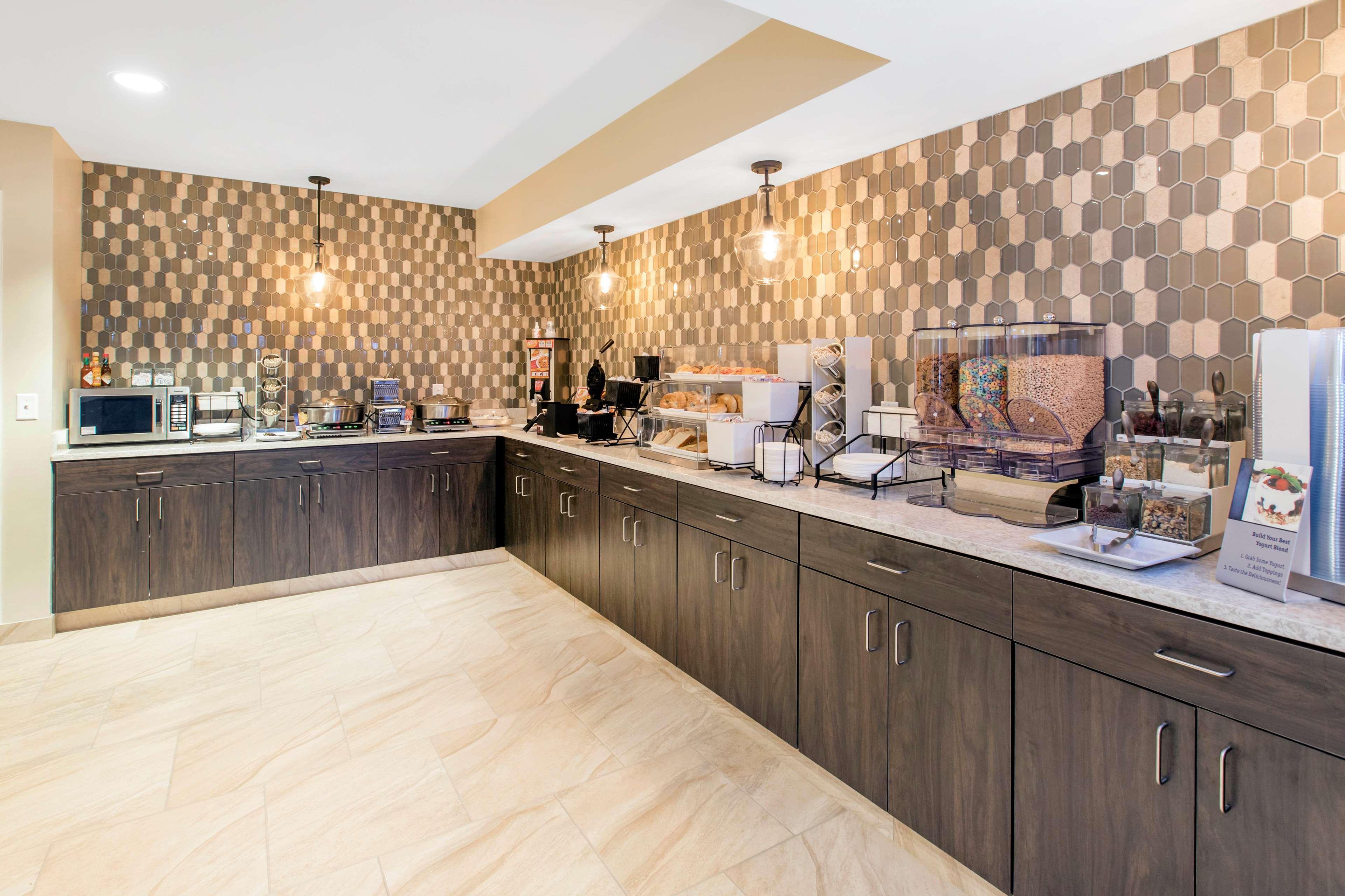 Country Inn & Suites By Radisson, Grandville-Grand Rapids West, Mi Bagian luar foto
