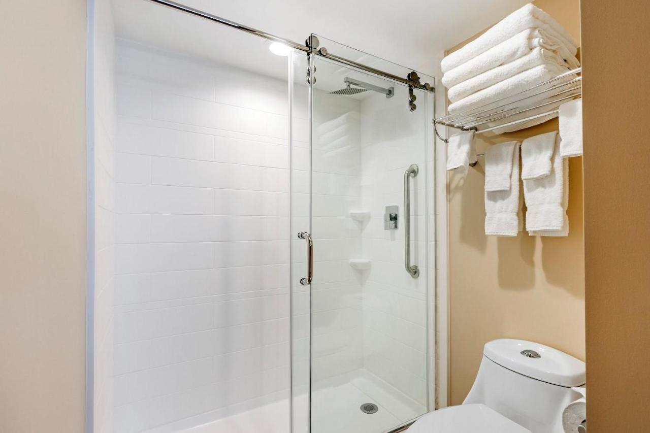 Country Inn & Suites By Radisson, Grandville-Grand Rapids West, Mi Bagian luar foto