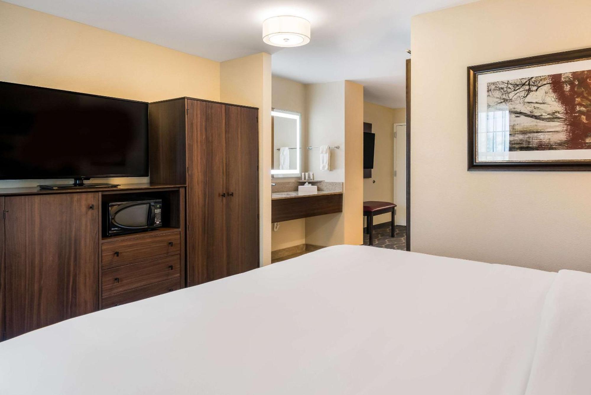 Country Inn & Suites By Radisson, Grandville-Grand Rapids West, Mi Bagian luar foto
