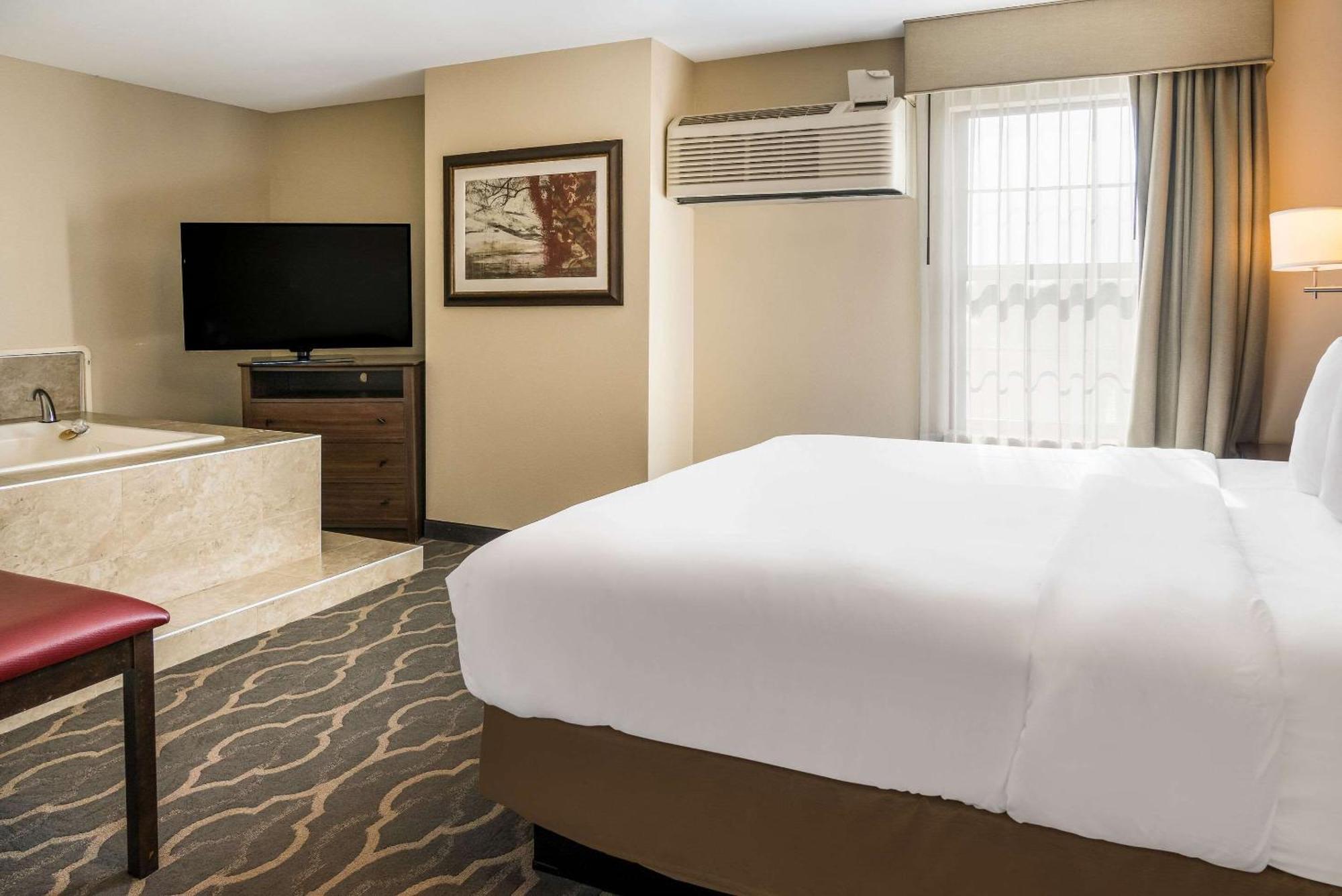Country Inn & Suites By Radisson, Grandville-Grand Rapids West, Mi Bagian luar foto
