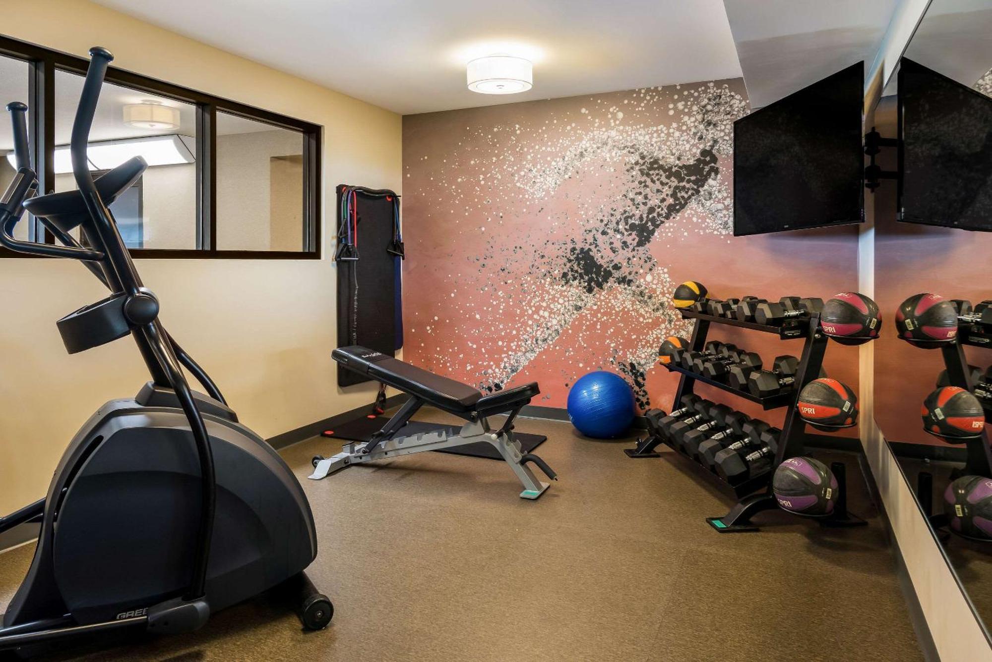 Country Inn & Suites By Radisson, Grandville-Grand Rapids West, Mi Bagian luar foto